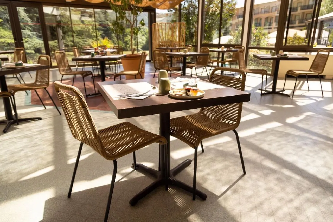 *** Hotel Domaine Les Sources de Dieulefit  France